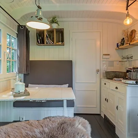 Nature Lovers Amsterdam Zaandam *